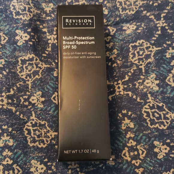 revision multi protection spf 50